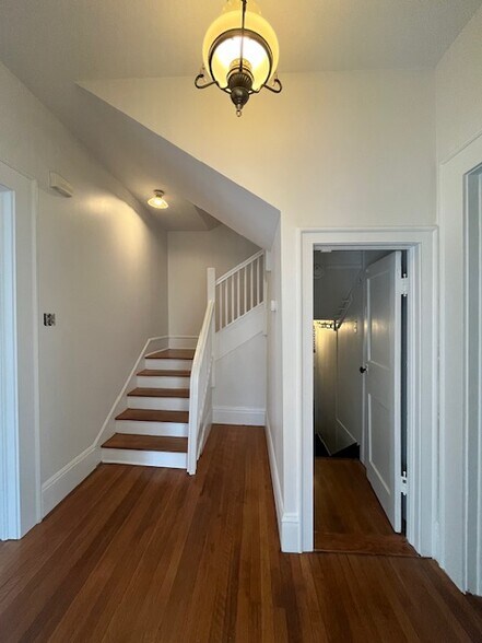 More Photos Of 119 N 7th St, Temple Office For Lease