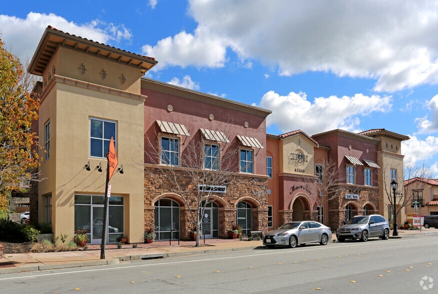 More Photos Of 43360 Mission Blvd, Fremont Office For Sale