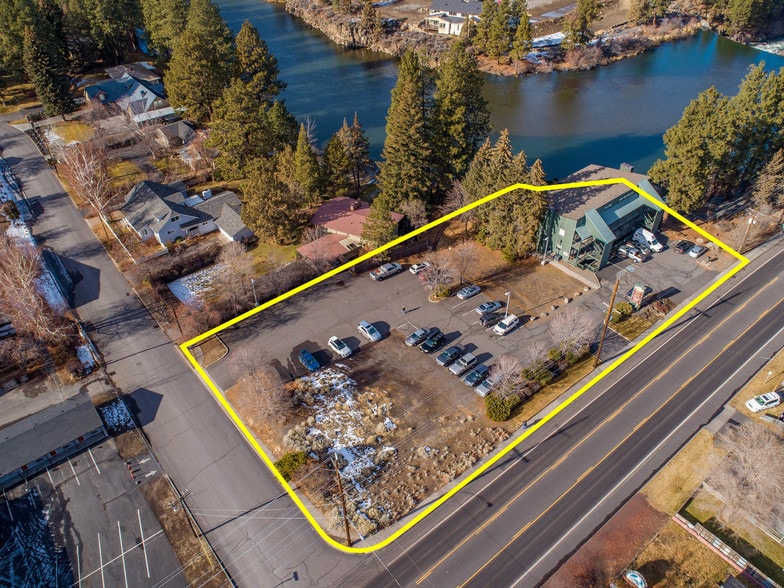 More Photos Of 2445 NE Division St, Bend Loft Creative Space For Lease