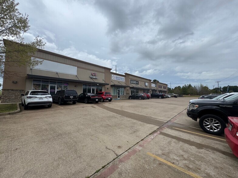 More Photos Of 1950 N Northwest Loop 323, Tyler Freestanding For Lease
