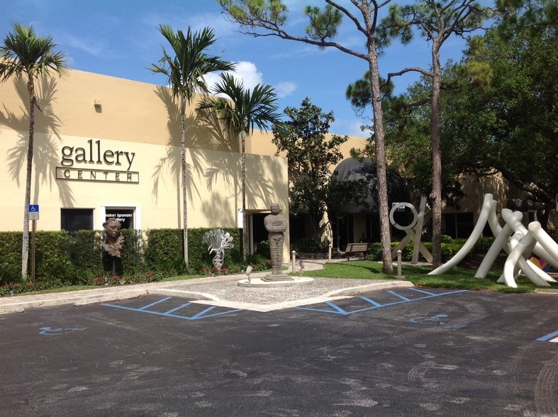 More Photos Of 604-622 Banyan Trl, Boca Raton Light Distribution For Lease