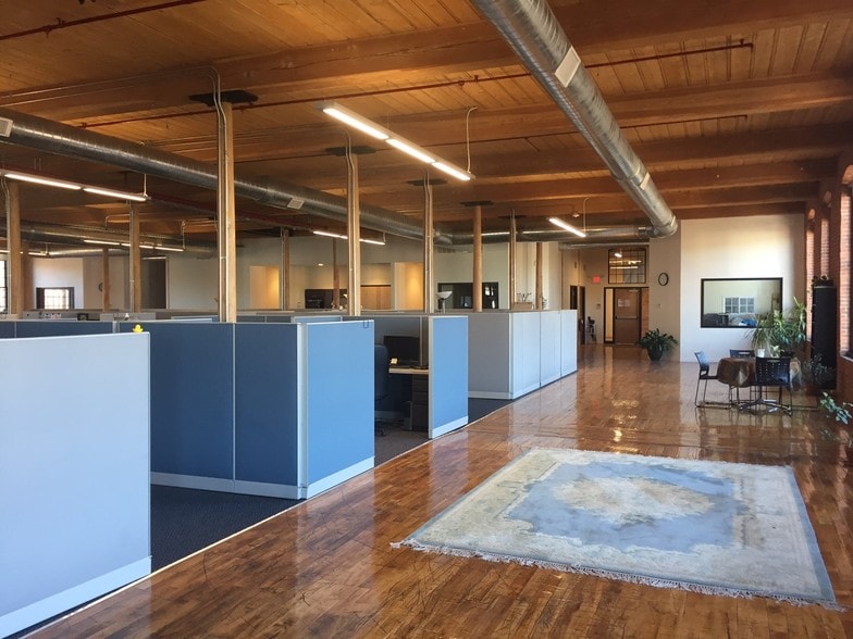 More Photos Of 30 Martin St, Cumberland Office For Lease
