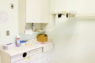 More Photos Of 1601 McHenry Village Way, Modesto Medical For Sale