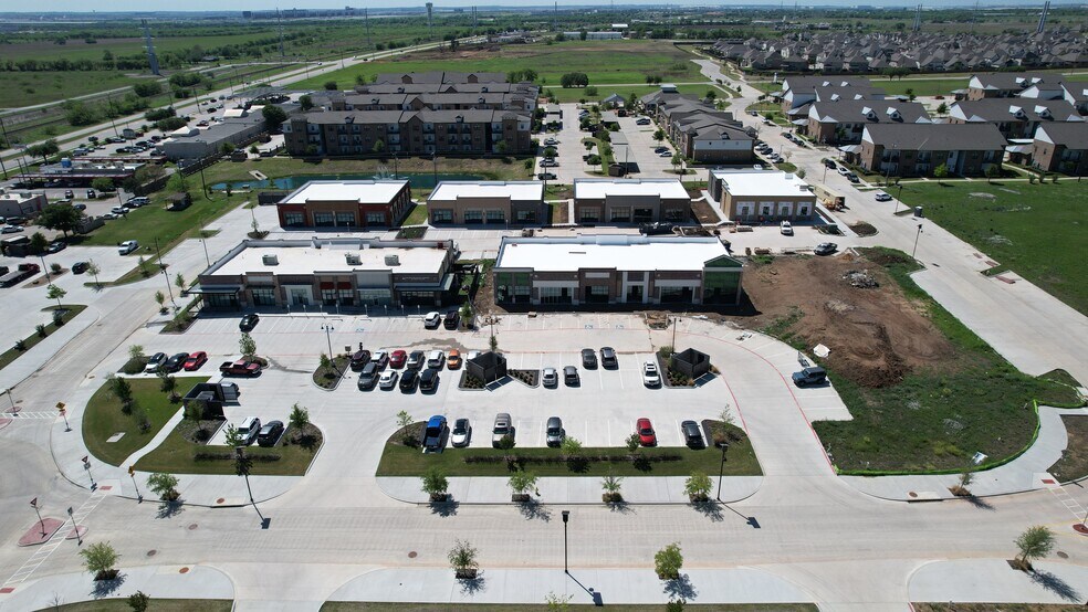 More Photos Of 513 Justin Ln, Justin Freestanding For Sale