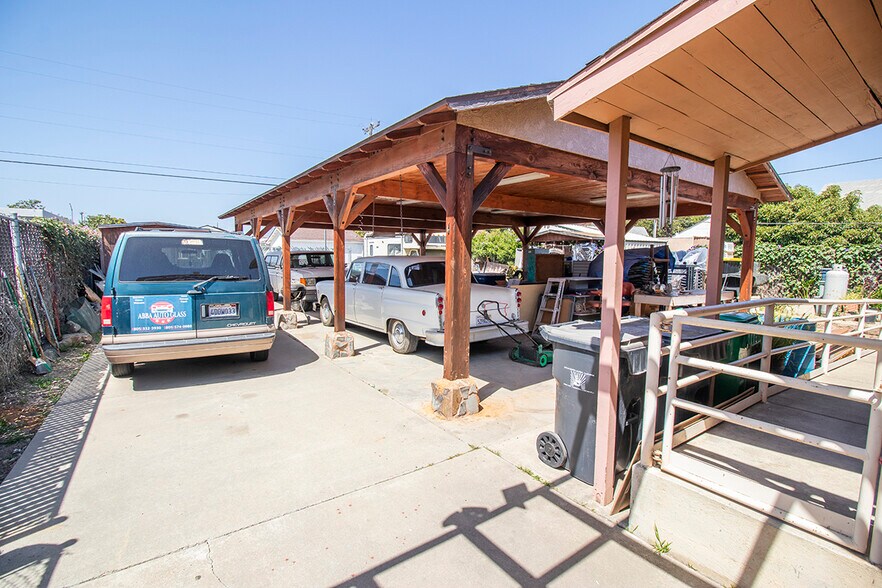 More Photos Of 215 E Fesler St, Santa Maria Storefront For Sale