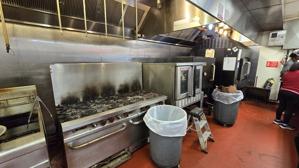 More Photos Of 327 S Wilmington St, Raleigh Storefront Retail Office For Sale