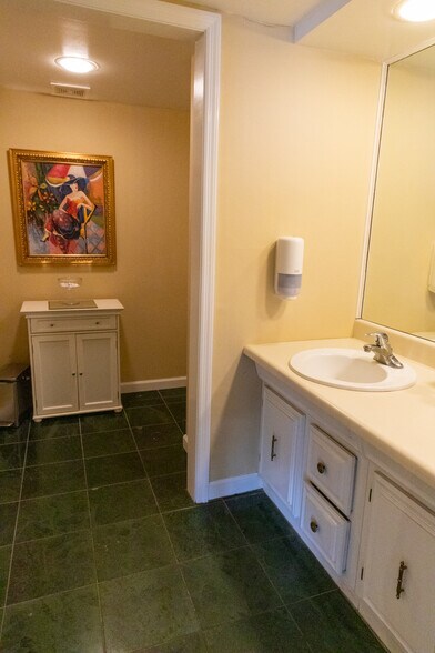 More Photos Of , Brookfield Unknown For Sale