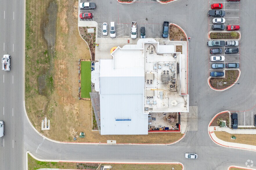 More Photos Of 19200 S Interstate 35 Frontage Rd, Kyle Restaurant For Sale