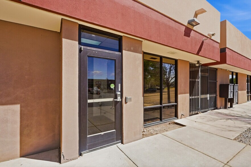 More Photos Of 3121 Amherst NE dr, Albuquerque Office For Sale