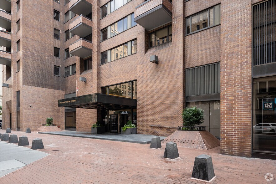 More Photos Of 1245 Madison Ave, New York Apartments For Lease