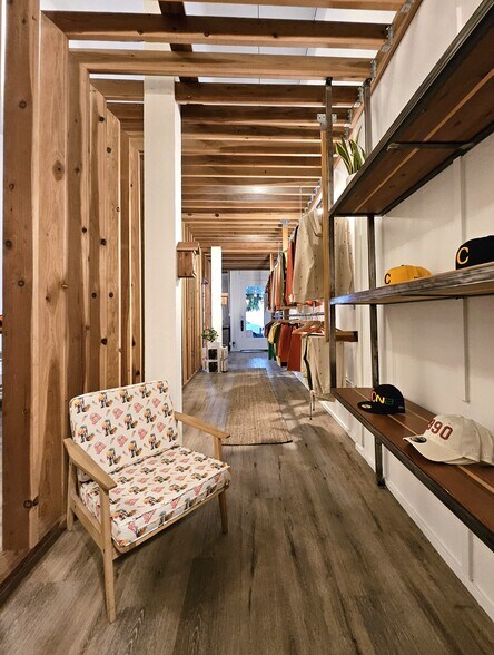 More Photos Of 3408 W Washington Blvd, Los Angeles Storefront Retail Office For Lease