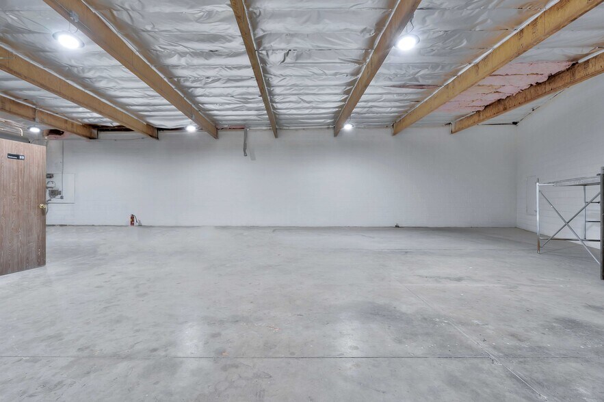More Photos Of 1737 Production Cir, Jurupa Valley Warehouse For Sale