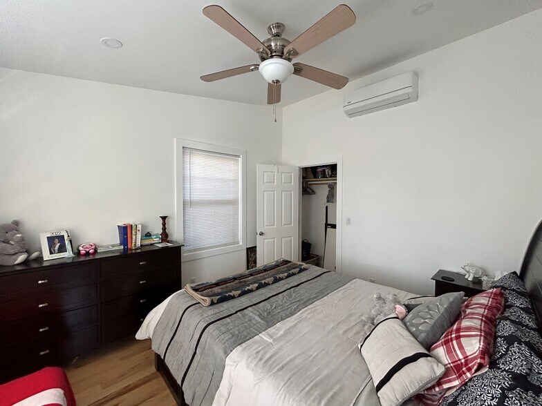 More Photos Of 34 Benedict St, Norwalk Apartments For Sale