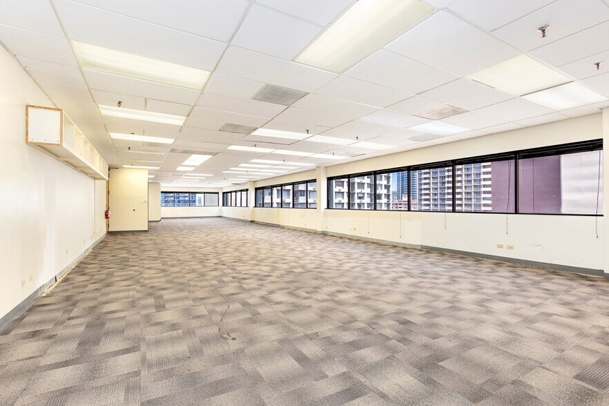 More Photos Of 1580 Makaloa St, Honolulu Office For Lease