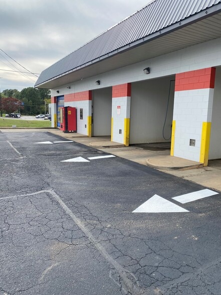 More Photos Of 2011 S Main St, Farmville Carwash For Sale