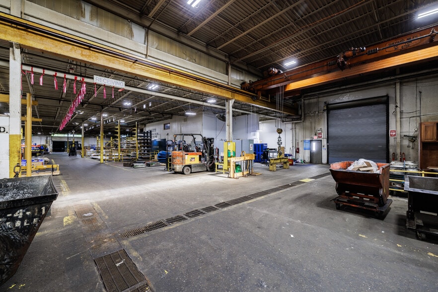 More Photos Of 100 Pixley Industrial Pky, Rochester Manufacturing For Sale