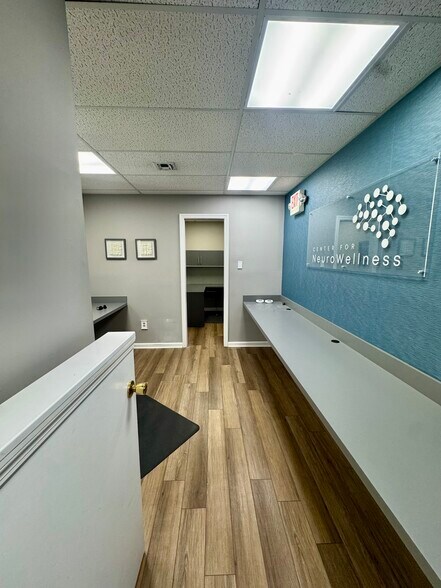 More Photos Of 220 Jack Martin Blvd, Brick Medical For Sale