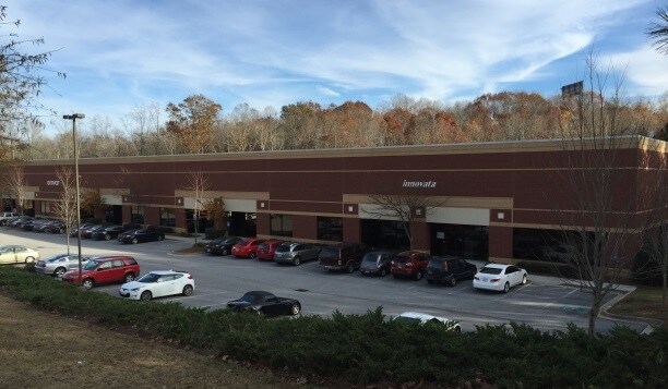 More Photos Of 4908 Golden Pky, Buford Light Distribution For Lease
