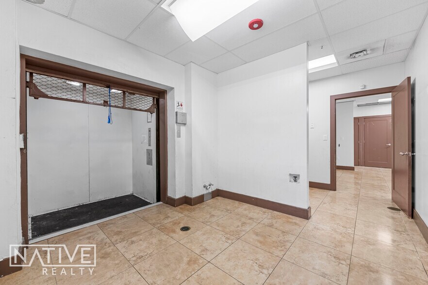 More Photos Of 311-313 E Hallandale Beach Blvd, Hallandale Beach Freestanding For Lease