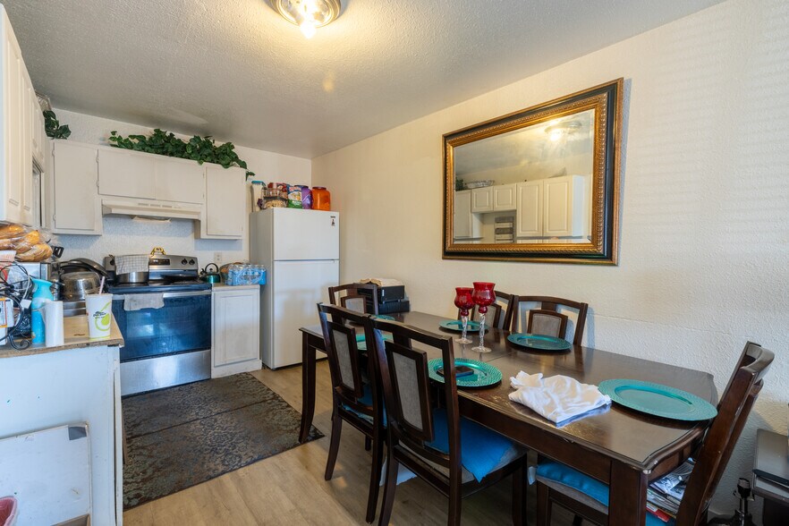 More Photos Of 1709 W Mountain View Rd, Phoenix Apartments For Sale
