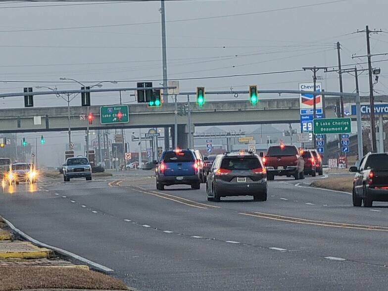 More Photos Of 1808 Ruth St, Sulphur Land For Sale