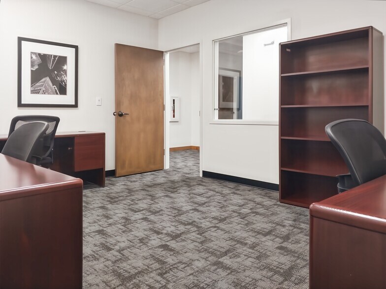 More Photos Of 14400 Metcalf Ave, Overland Park Coworking Space