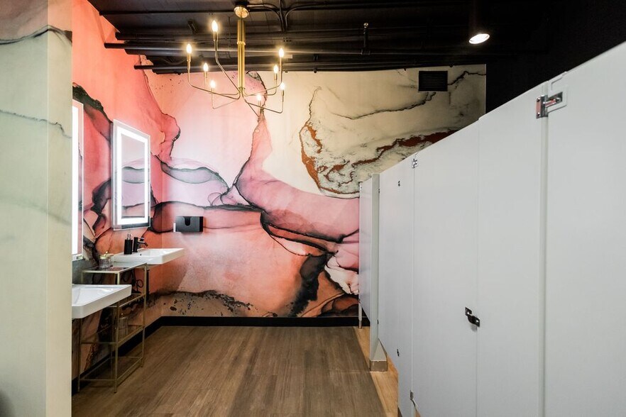 More Photos Of 2937 E Grand Blvd, Detroit Medical For Lease