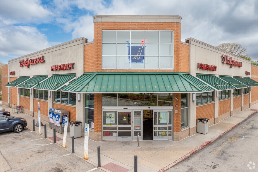 More Photos Of 3300 DeKalb Pike, East Norriton Township Drugstore For Lease