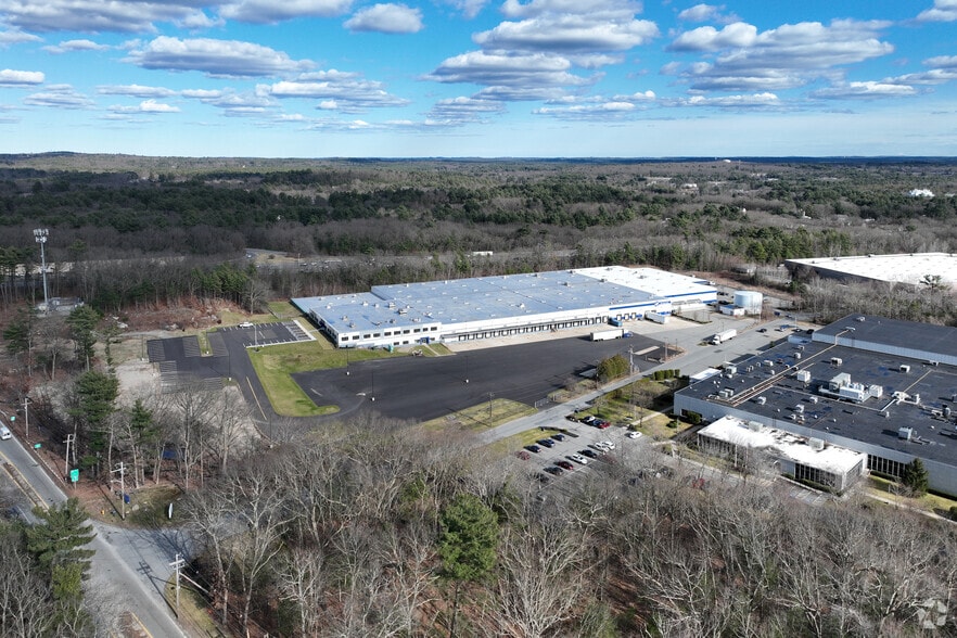 More Photos Of 146 Dascomb Rd, Andover Warehouse For Sale