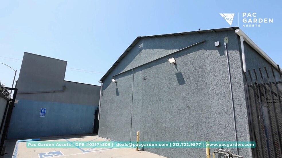 Primary Photo Of 1661 Cota Ave, Long Beach Service For Sale