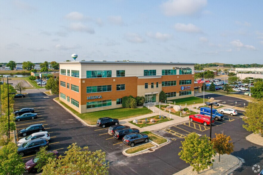 More Photos Of 818 2nd St S, Waite Park Medical For Lease