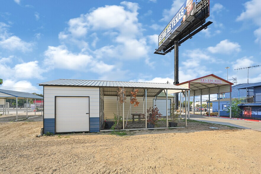 More Photos Of 721 Pasadena Fwy, Pasadena Industrial For Sale