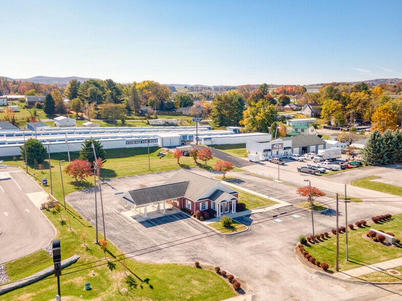 More Photos Of 2145 Roanoke St SE, Christiansburg Bank For Sale