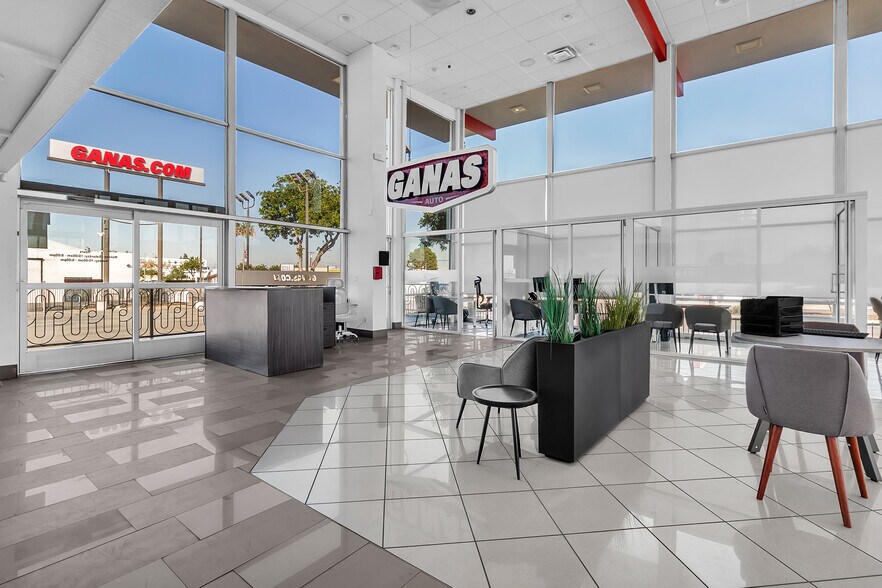 More Photos Of 13851-13861 Harbor Boulevard, Garden Grove Auto Dealership For Lease