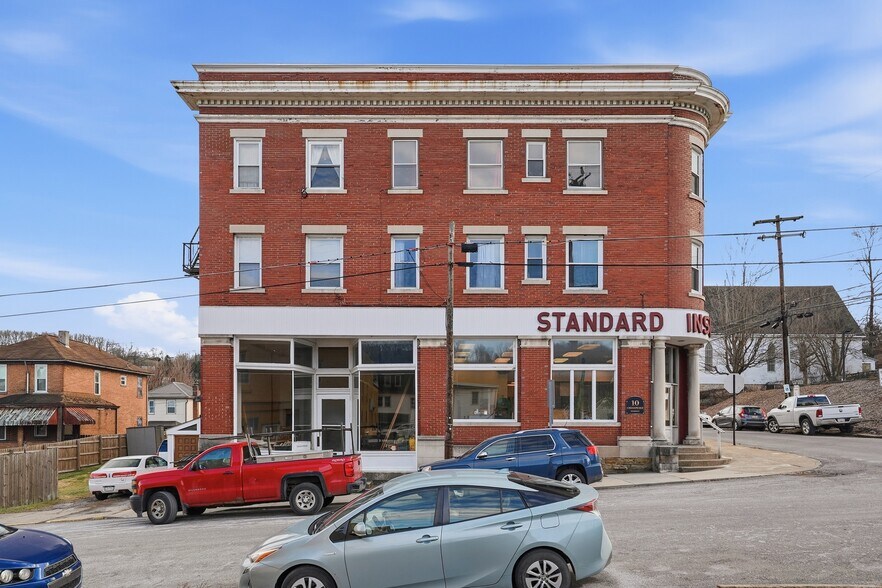 More Photos Of 10 Chesapeake St, Lyndora Apartments For Sale