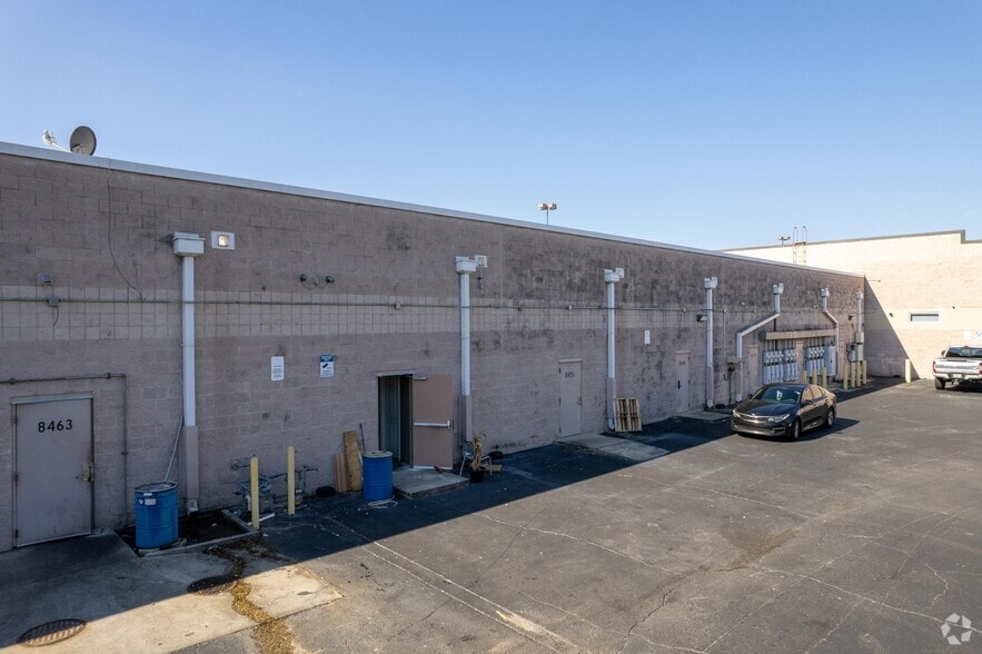 84218481 S John Young Pky, Orlando, FL 32819 Retail For Lease