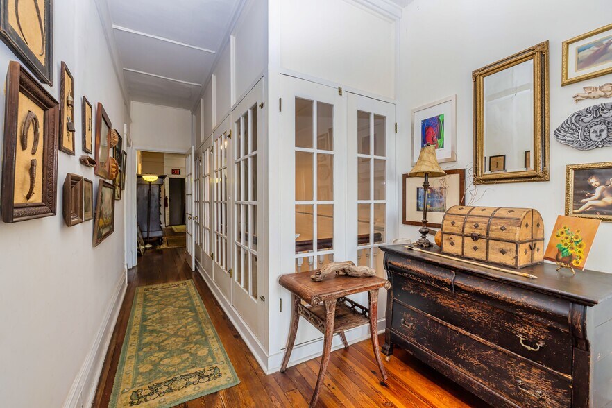 More Photos Of 252 Seavy St, Senoia Hospitality For Sale