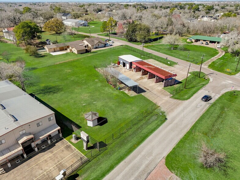 More Photos Of 6034 Brookside Rd, Pearland Carwash For Sale