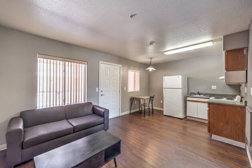 More Photos Of 4340 N Las Vegas Blvd, Las Vegas Apartments For Sale