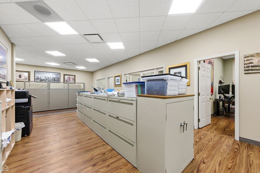 More Photos Of 6200 S Oakley Ave, Chicago Warehouse For Sale