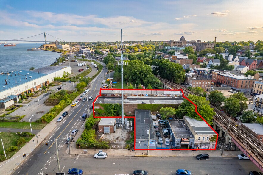 More Photos Of 450 Front St, Staten Island Land For Sale