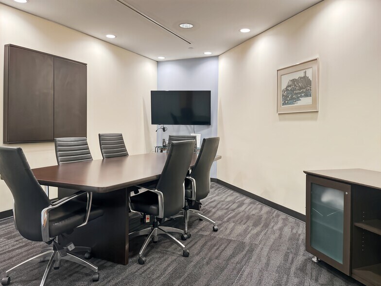 More Photos Of 666 Burrard Street, Vancouver Coworking Space