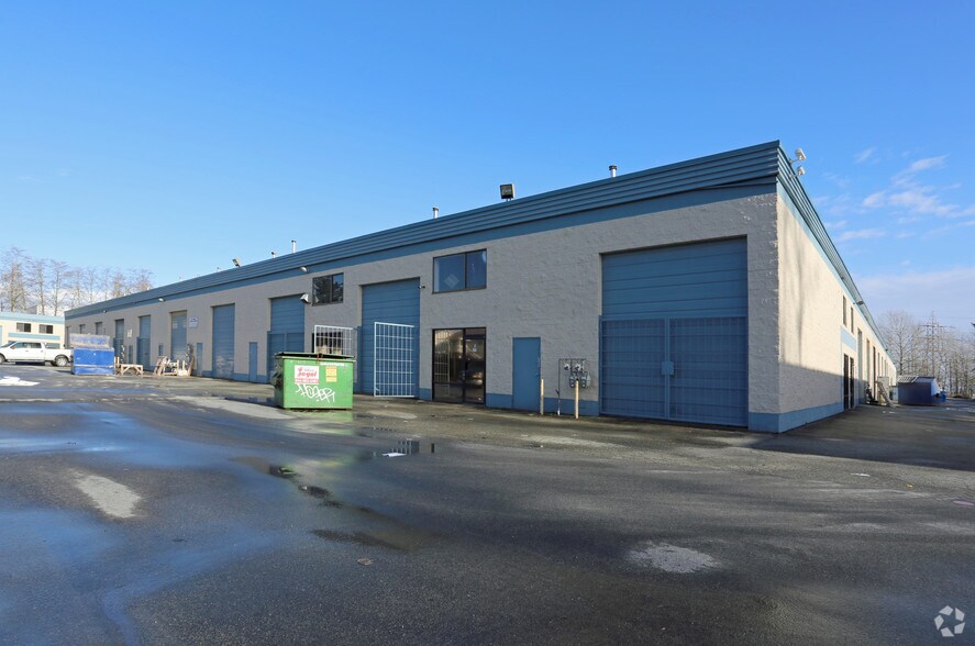 More Photos Of 8528 123rd St, Surrey Warehouse For Lease