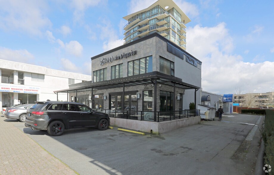More Photos Of 1434 Johnston Rd, White Rock Storefront Retail Office For Lease