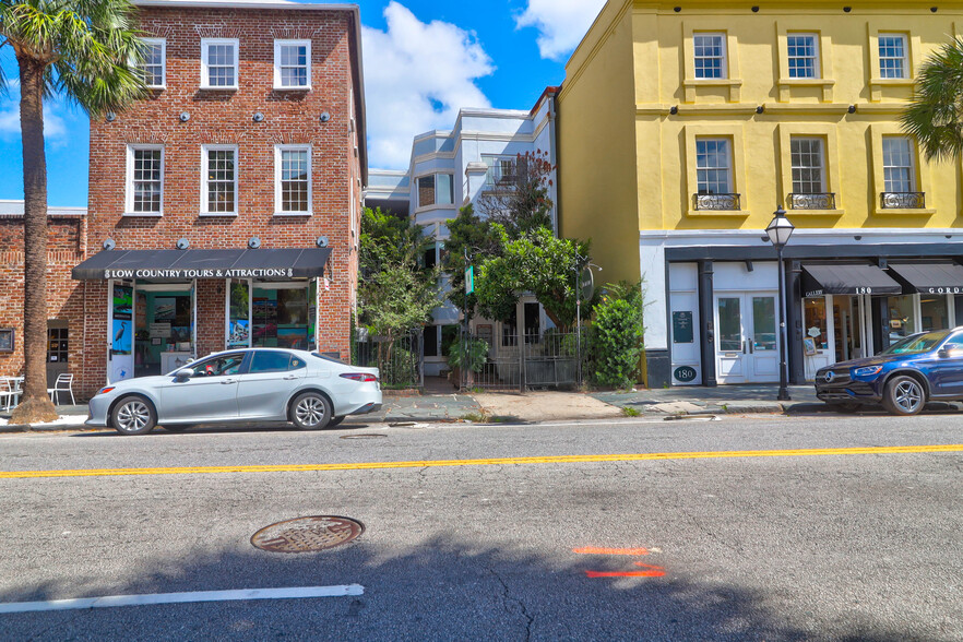 Primary Photo Of 182-184 E Bay St, Charleston Storefront Retail Office For Sale