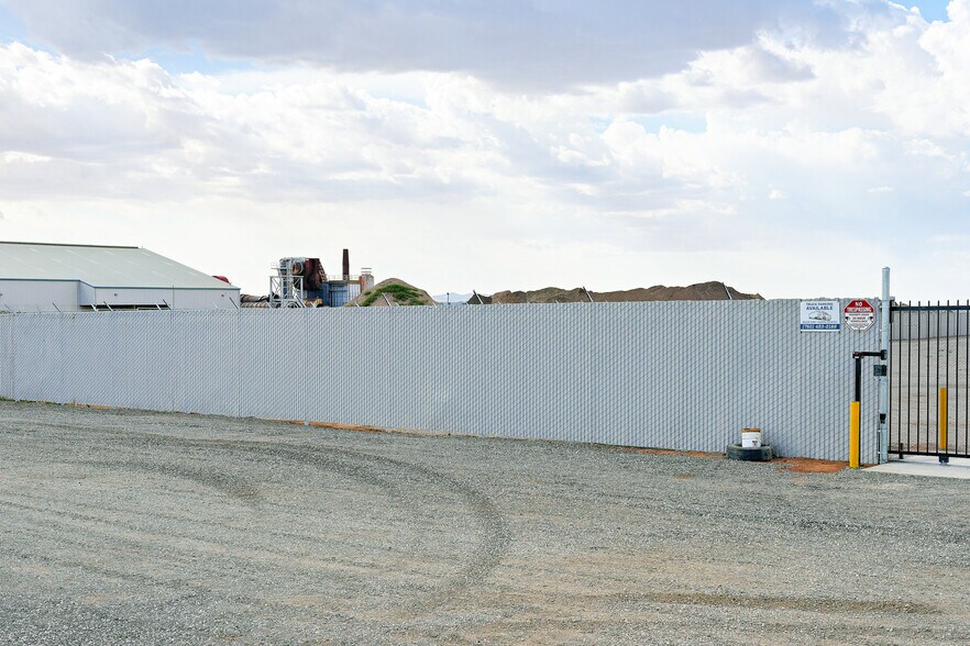 More Photos Of 12450 Hibiscus Rd, Adelanto Land For Lease