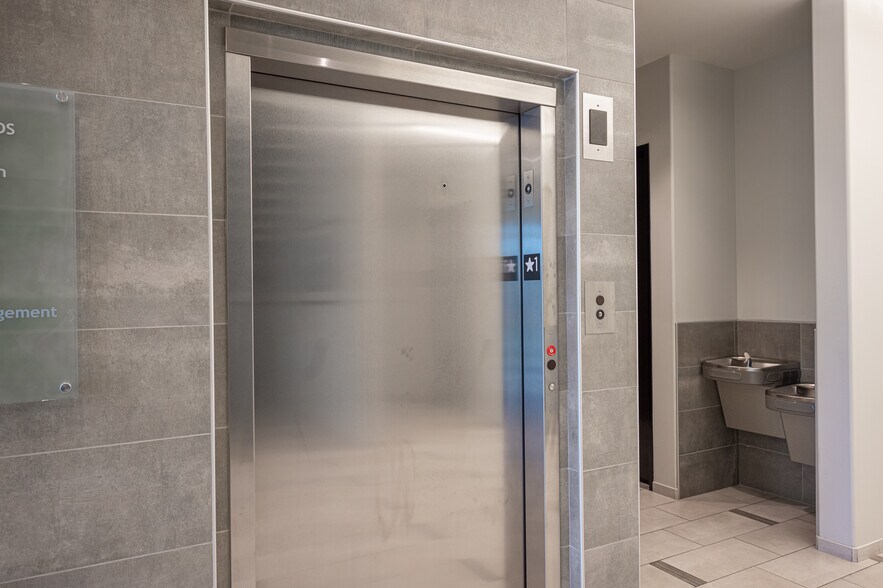 More Photos Of 8876 Spanish Ridge Ave, Las Vegas Medical For Sale