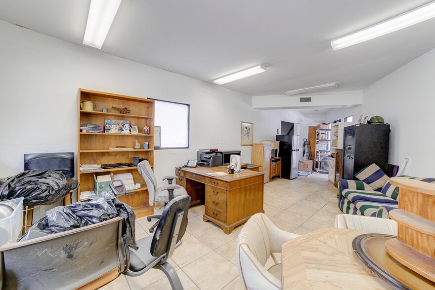 More Photos Of 1901 Waugh Dr, Houston General Retail For Sale