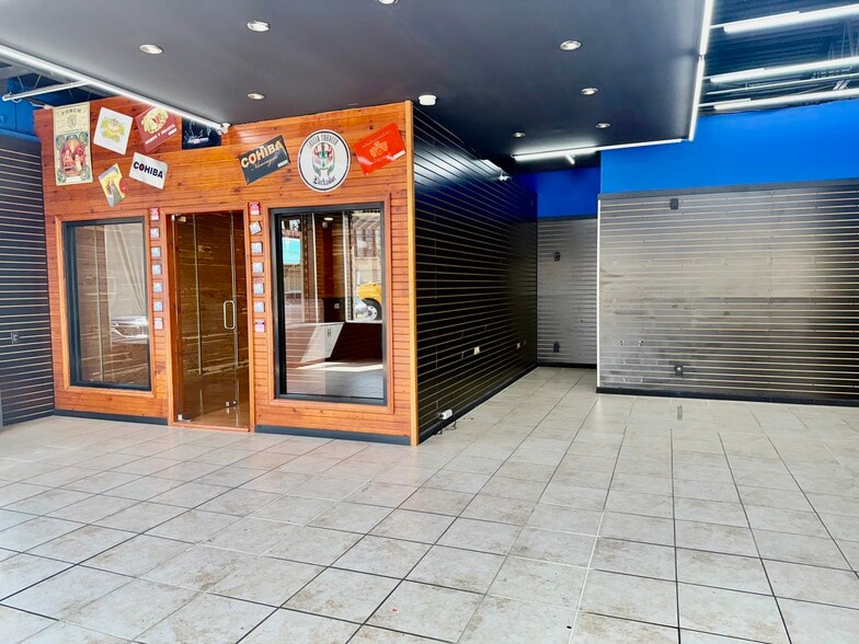 More Photos Of 234 Jericho Tpke, Mineola Storefront Retail Office For Lease