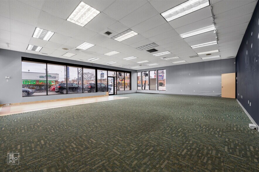 More Photos Of 2001-2003 W 79th St, Chicago Storefront For Lease